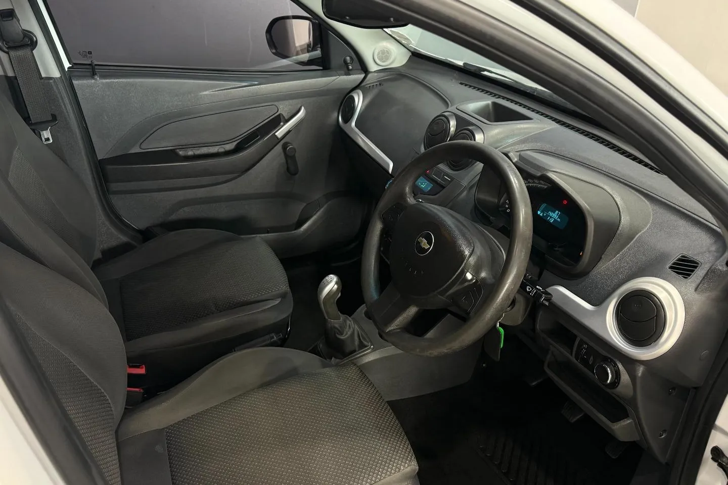 2017 Chevrolet Utility 1.4, photo 16 of 23