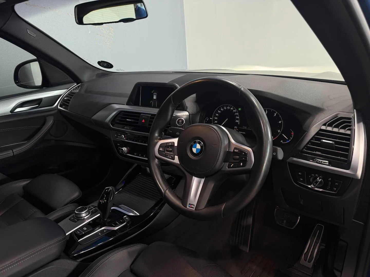 2019 BMW X3 xDrive20d M Sport, photo 15 of 23
