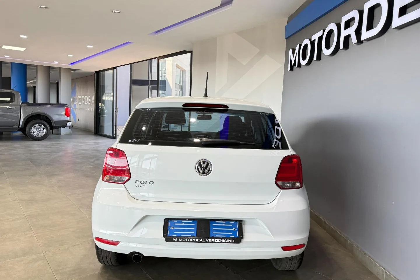 2019 Volkswagen Polo Vivo Hatch 1.6 Comfortline Auto, photo 12 of 13