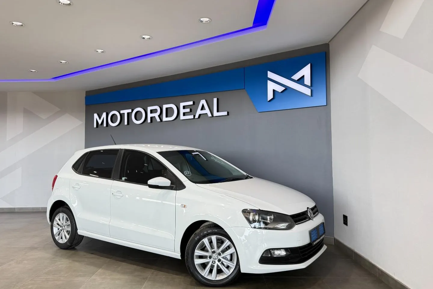 2019 Volkswagen Polo Vivo Hatch 1.6 Comfortline Auto, photo 4 of 13
