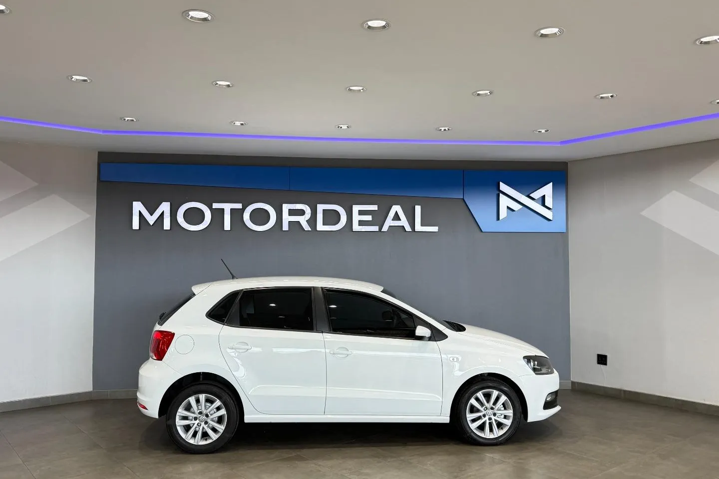 2019 Volkswagen Polo Vivo Hatch 1.6 Comfortline Auto, photo 9 of 13