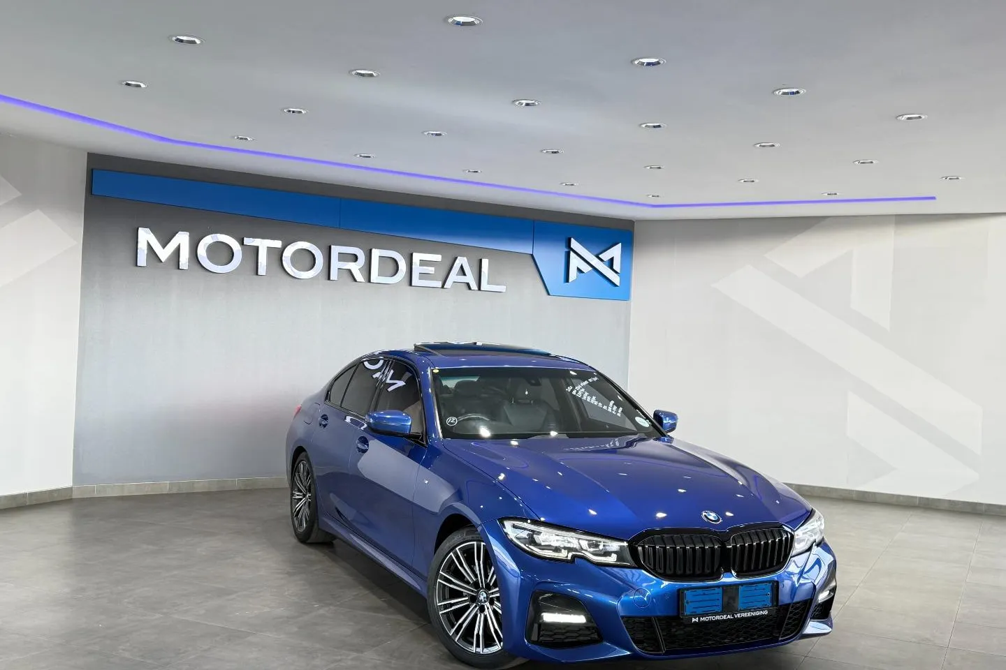2020 BMW 3 Series 320d M Sport, photo 1 of 13