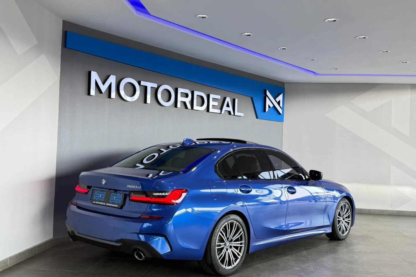 2020 BMW 3 Series 320d M Sport, photo 10 of 13