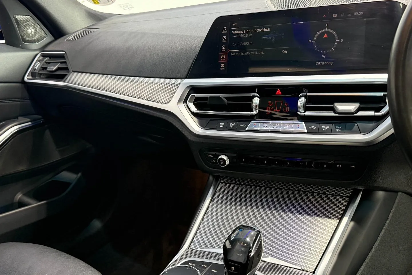 2020 BMW 3 Series 320d M Sport, photo 20 of 25