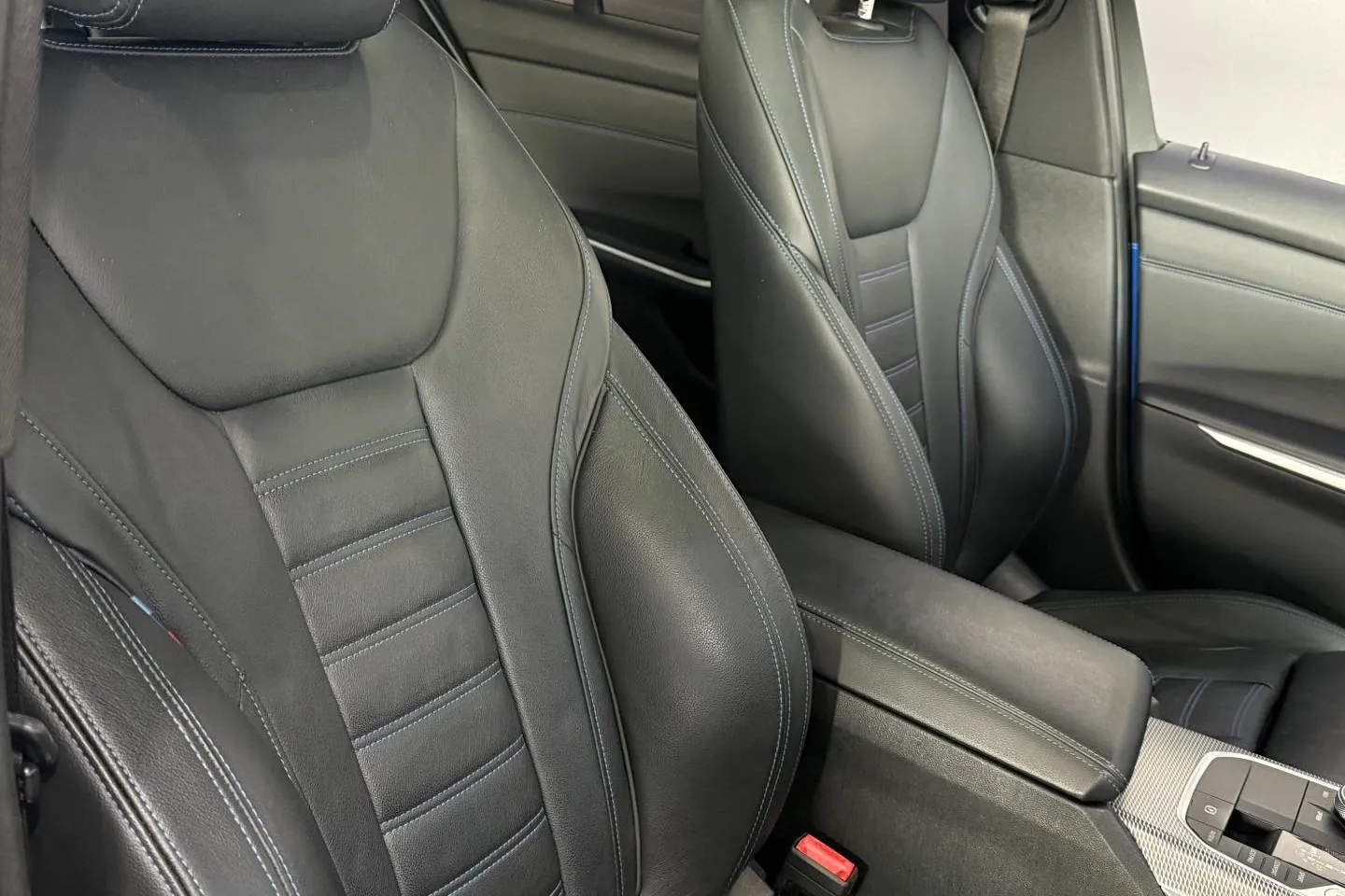 2020 BMW 3 Series 320d M Sport, photo 21 of 25