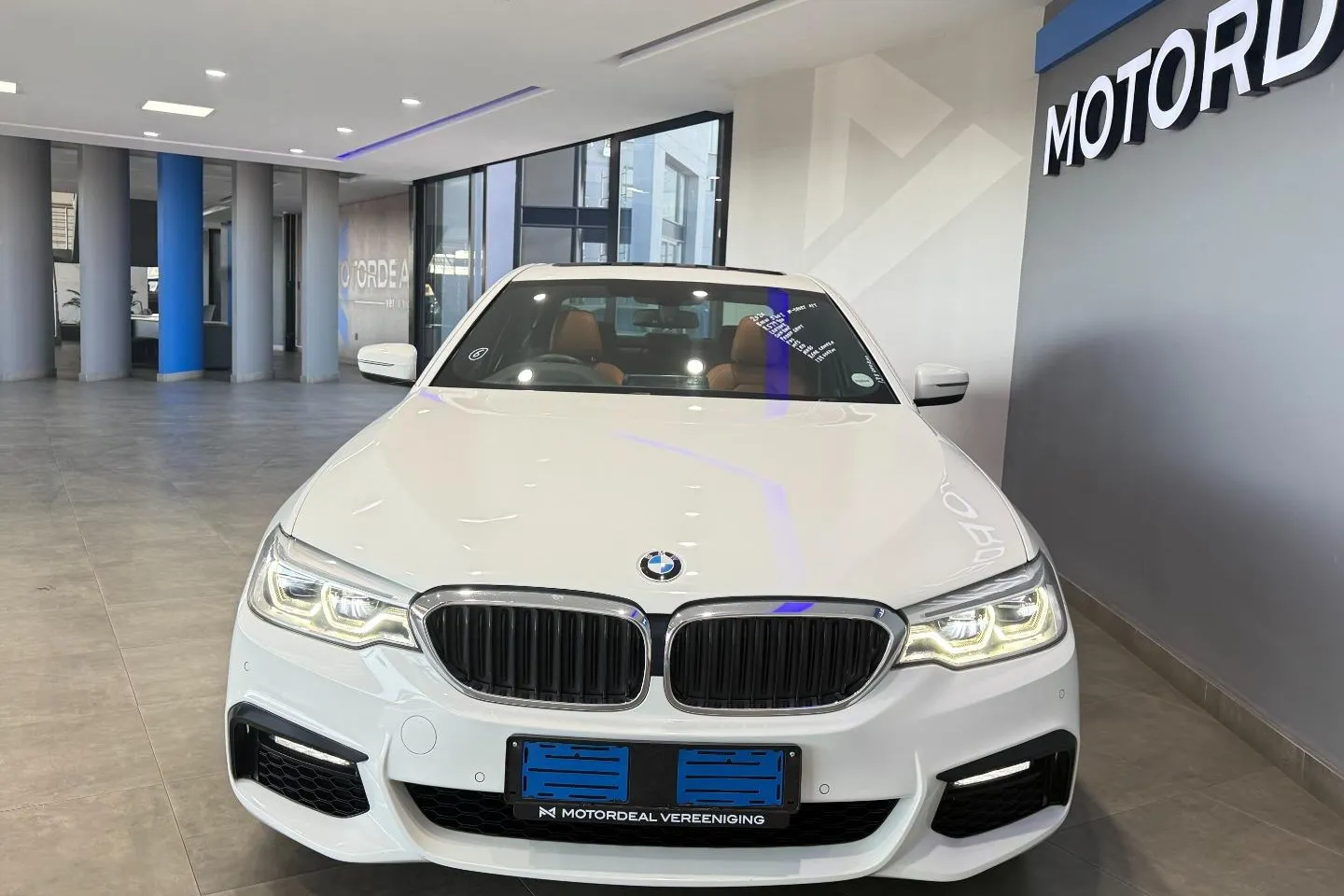 2020 BMW 5 Series 540i M Sport, photo 6 of 12