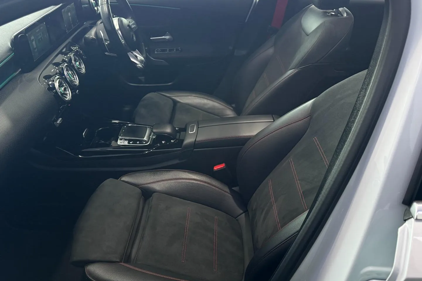 2020 Mercedes-AMG A-Class A35 Sedan 4Matic, photo 17 of 26