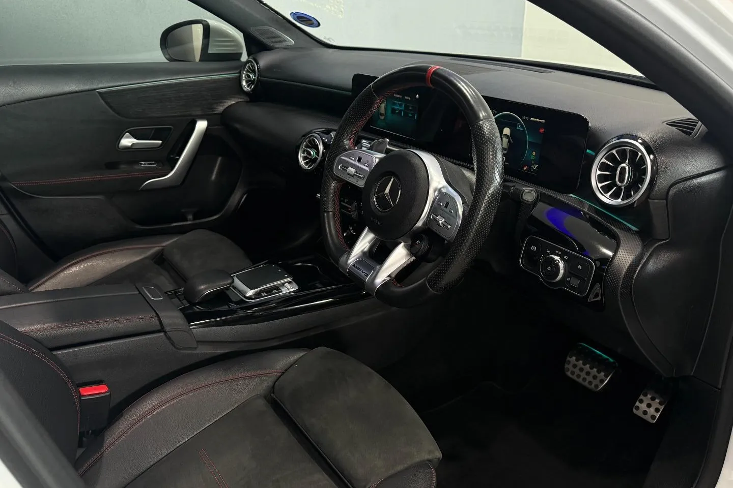 2020 Mercedes-AMG A-Class A35 Sedan 4Matic, photo 20 of 26