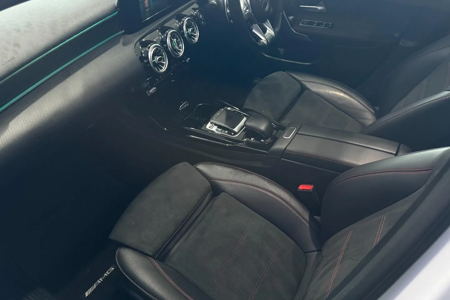 2020 Mercedes-AMG A-Class A35 Sedan 4Matic, photo 25 of 26