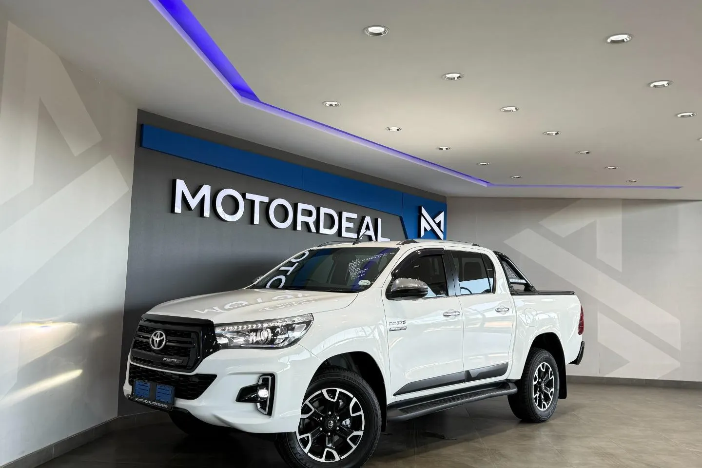 2020 Toyota Hilux 2.8GD-6 Double Cab 4x4 Legend 50 Auto, photo 3 of 12
