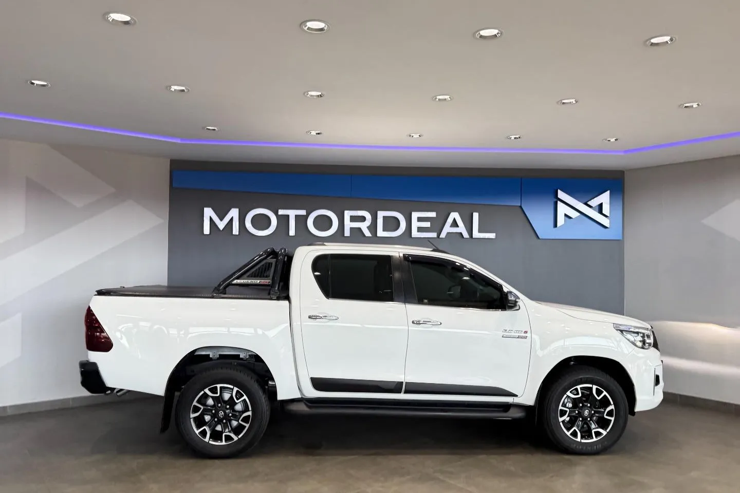 2020 Toyota Hilux 2.8GD-6 Double Cab 4x4 Legend 50 Auto, photo 6 of 12