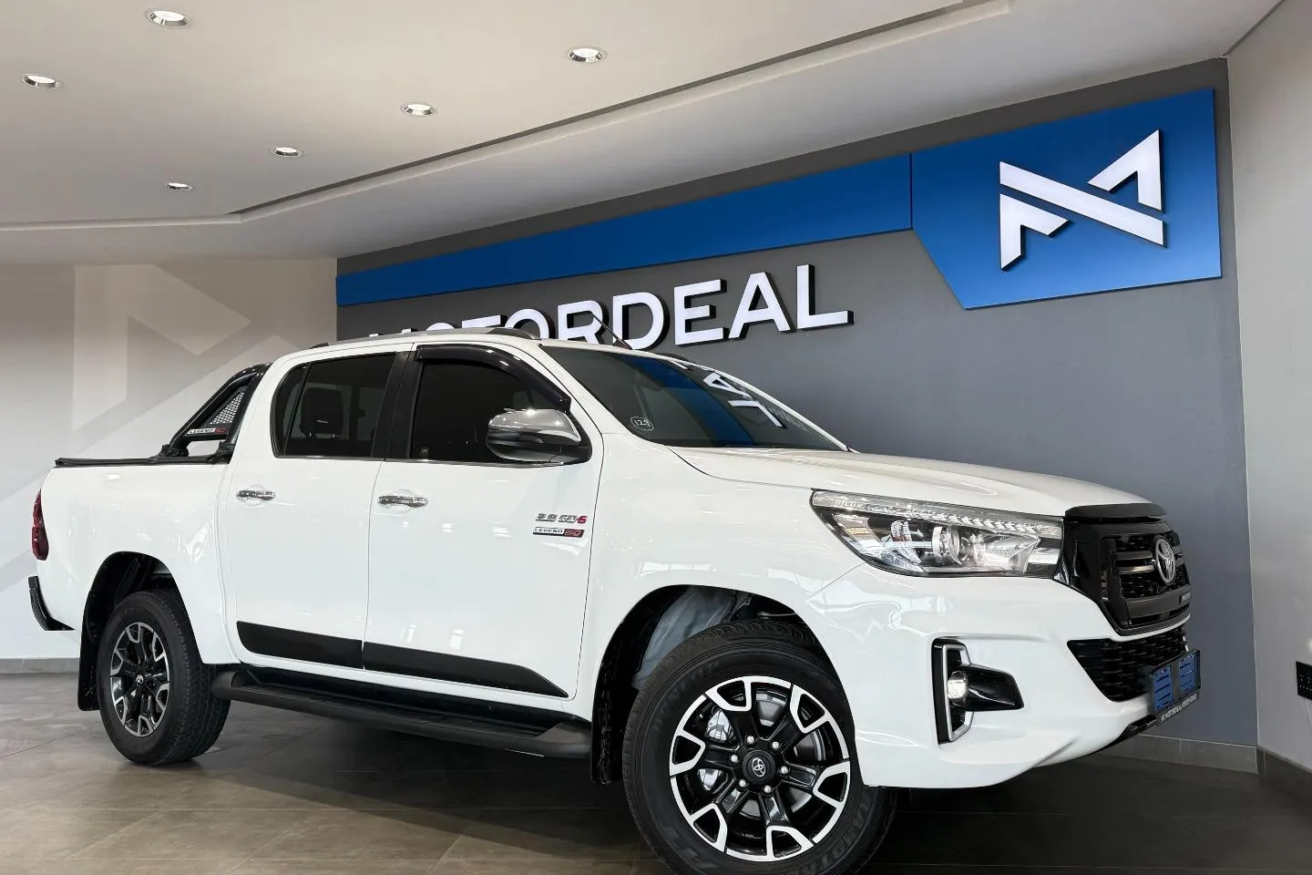 2020 Toyota Hilux 2.8GD-6 Double Cab 4x4 Legend 50 Auto, photo 8 of 12