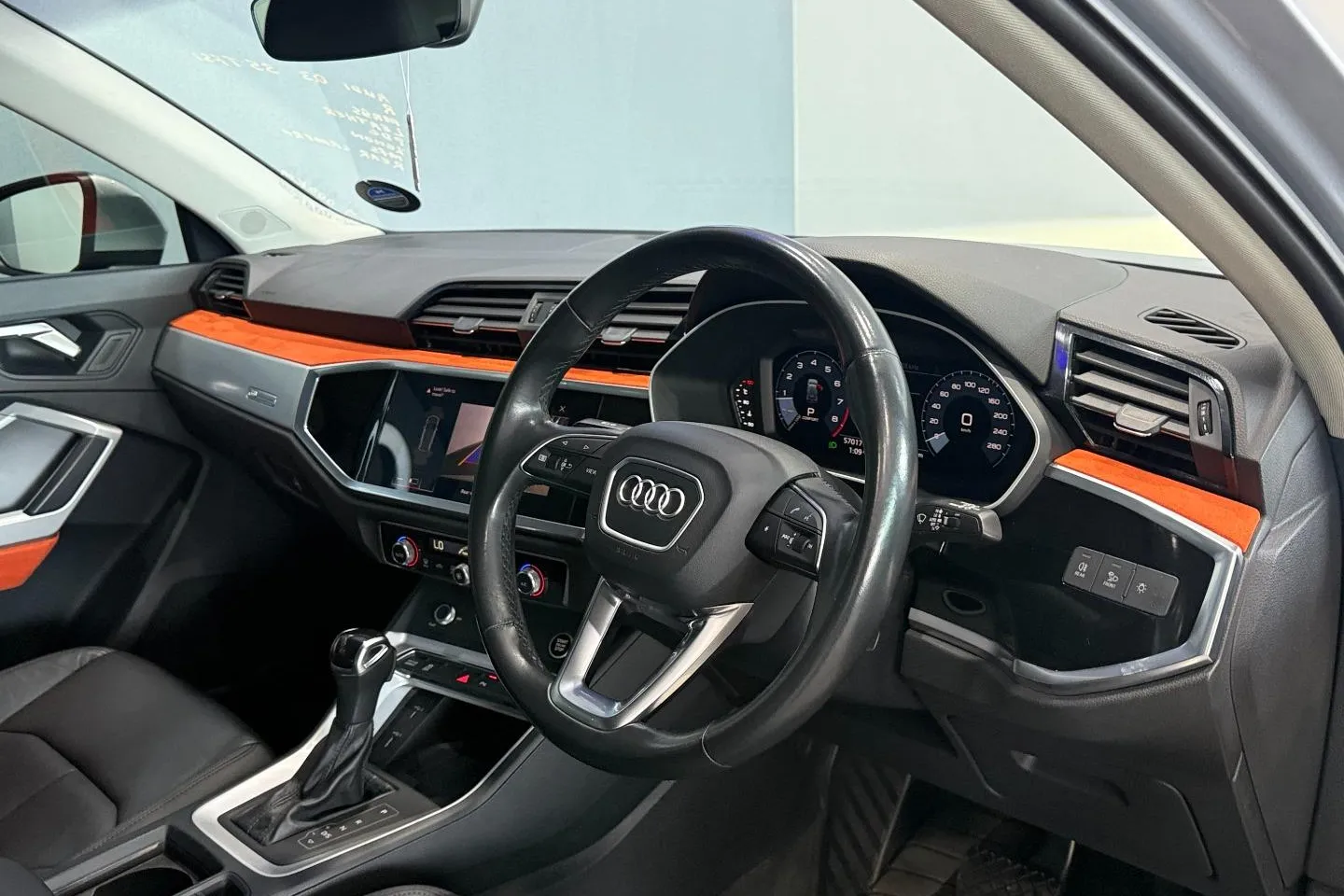 2021 Audi Q3 35TFSI, photo 28 of 29