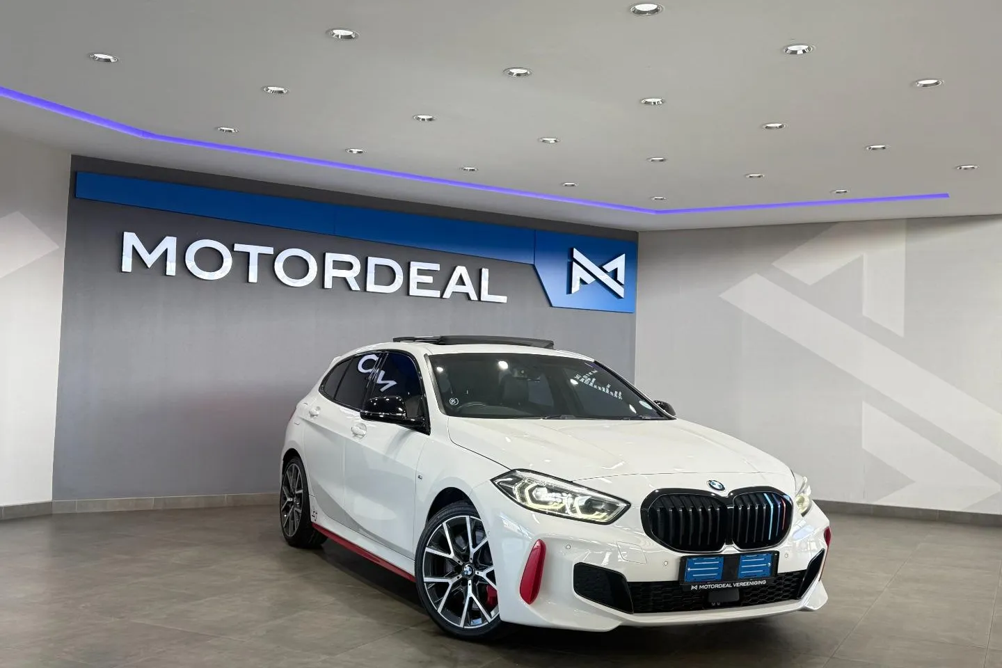 2021 BMW 1 Series 128ti, photo 2 of 11