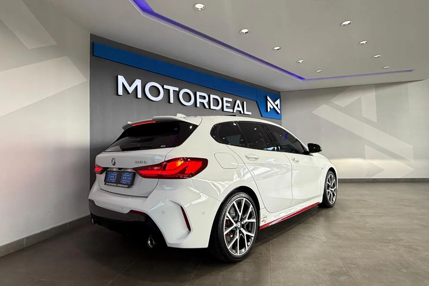 2021 BMW 1 Series 128ti, photo 9 of 11
