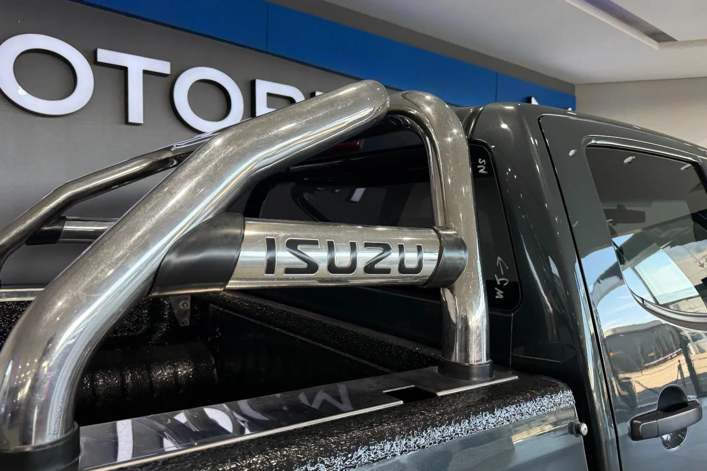2021 Isuzu D-Max 300 3.0TD Double Cab Hi-Ride Auto, photo 16 of 20