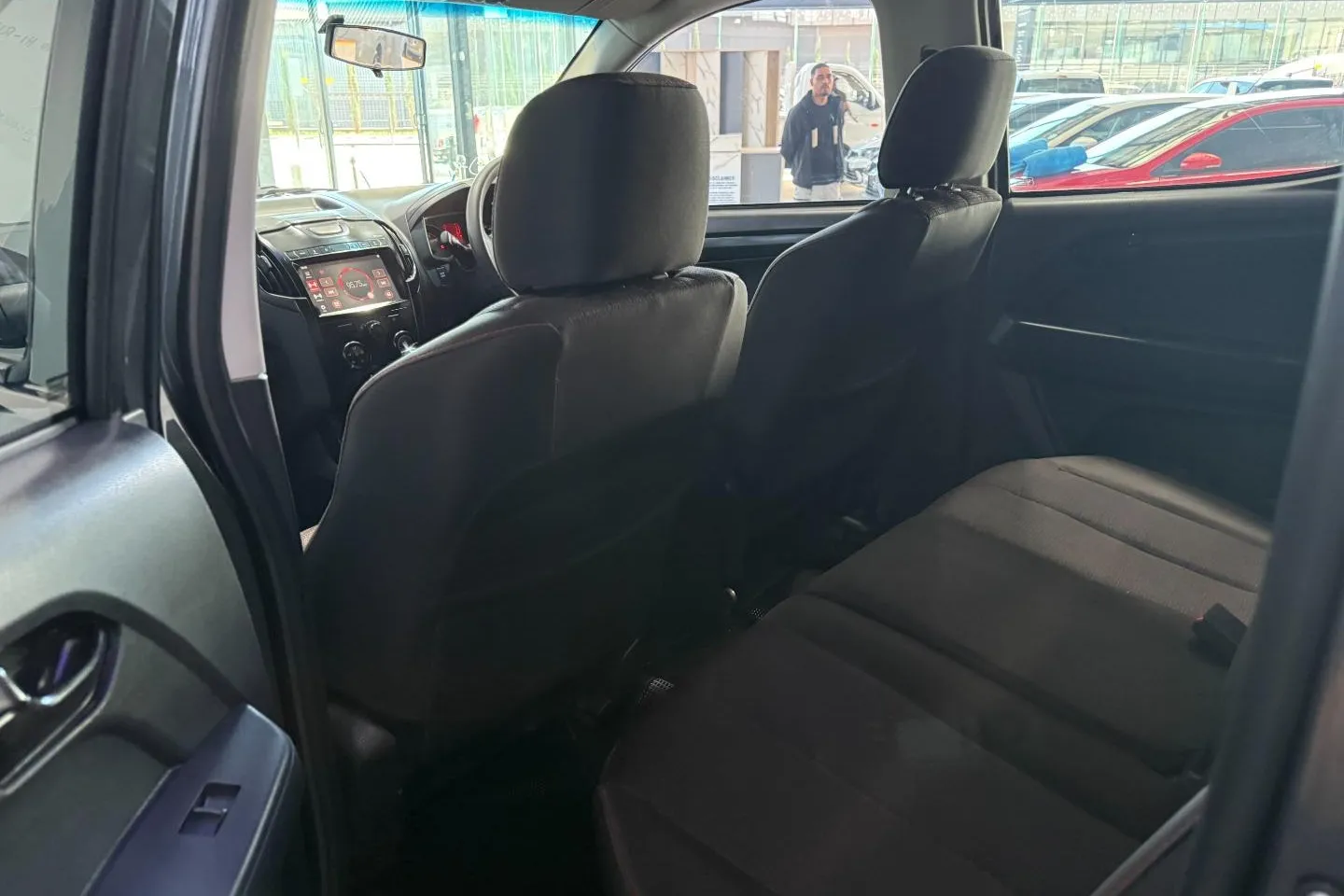 2021 Isuzu D-Max 300 3.0TD Double Cab Hi-Ride Auto, photo 7 of 11
