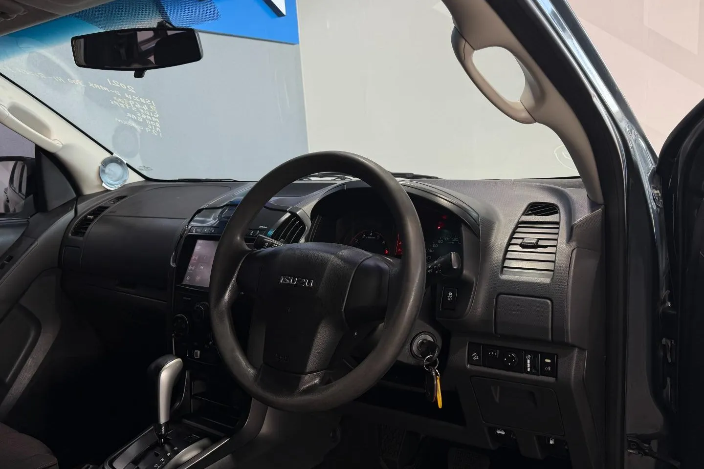 2021 Isuzu D-Max 300 3.0TD Double Cab Hi-Ride Auto, photo 8 of 11