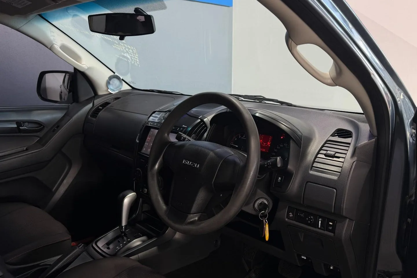 2021 Isuzu D-Max 300 3.0TD Double Cab Hi-Ride Auto, photo 9 of 11