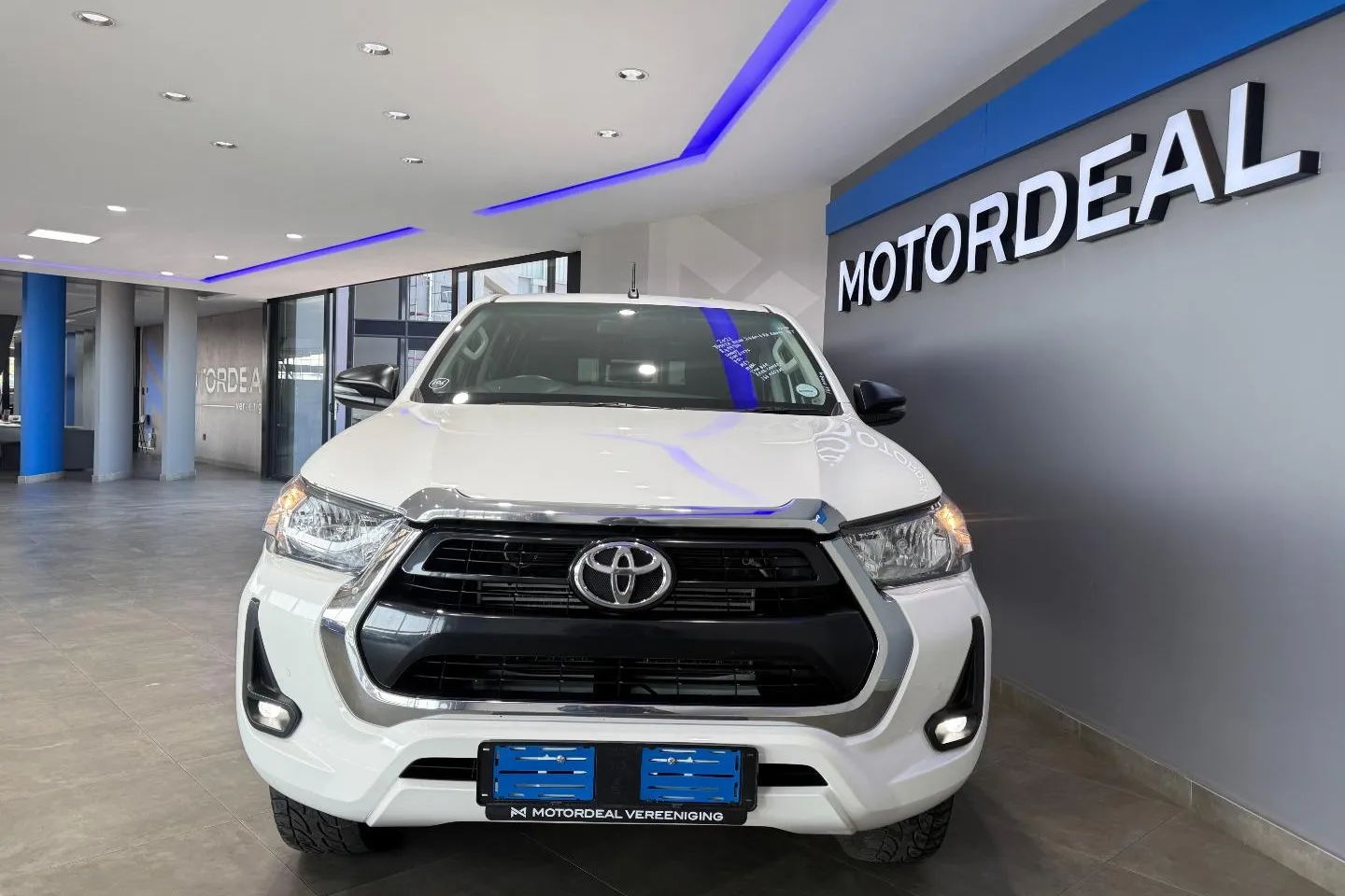 2021 Toyota Hilux 2.4GD-6 Double Cab Raider Auto, photo 11 of 15