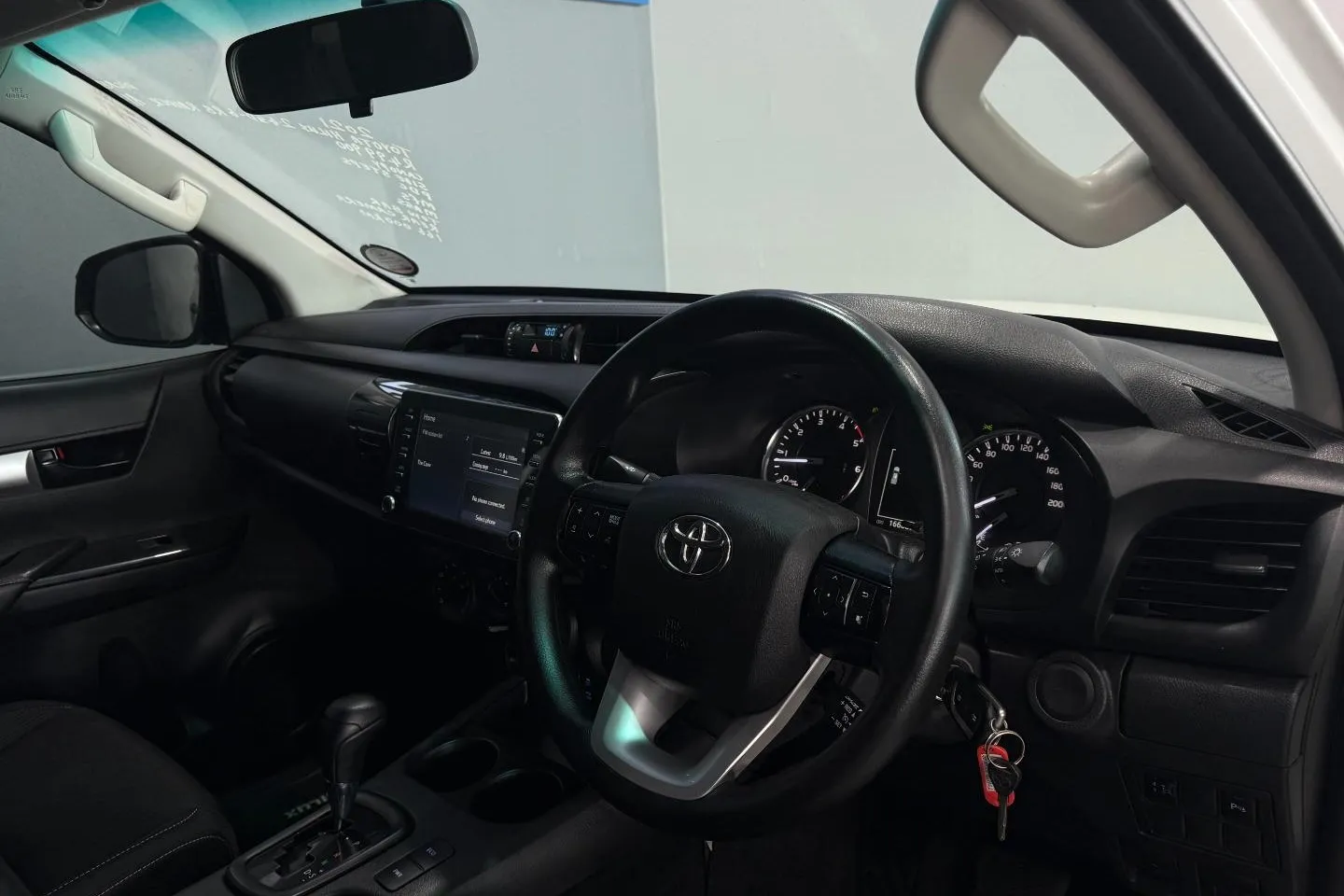 2021 Toyota Hilux 2.4GD-6 Double Cab Raider Auto, photo 14 of 15