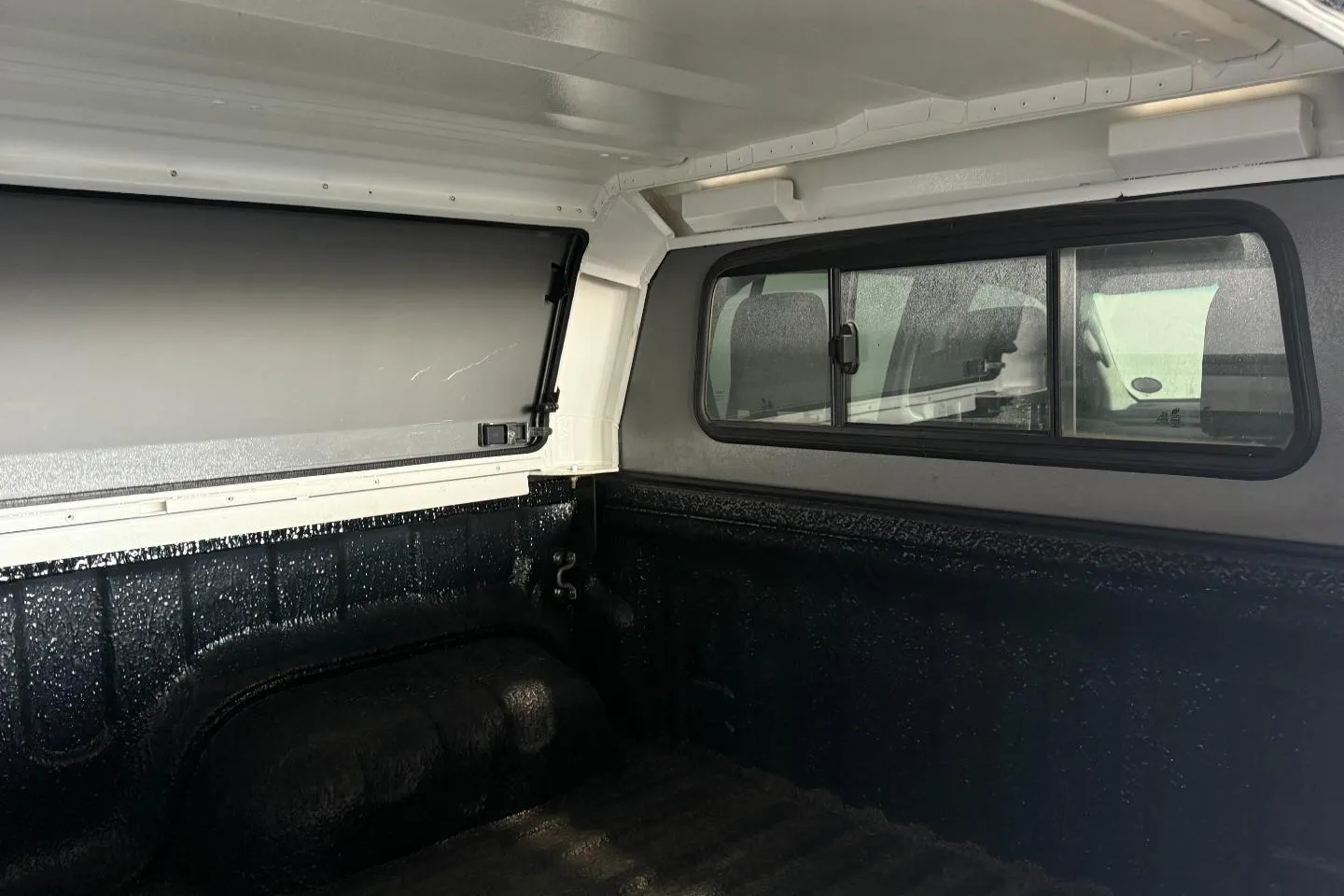2021 Toyota Hilux 2.4GD-6 Double Cab Raider Auto, photo 21 of 23