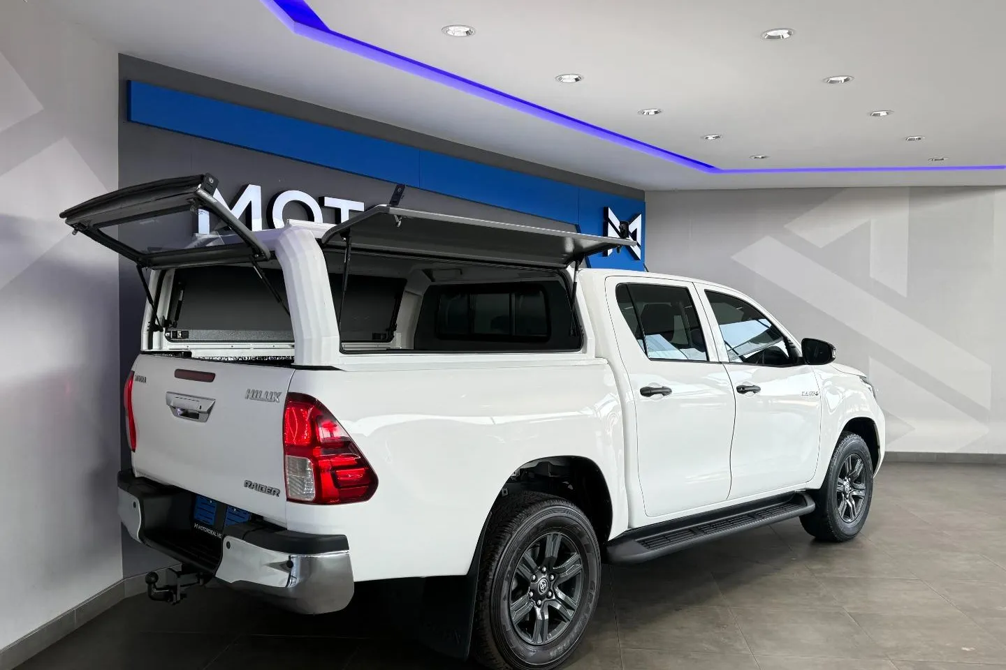 2021 Toyota Hilux 2.4GD-6 Double Cab Raider Auto, photo 4 of 15