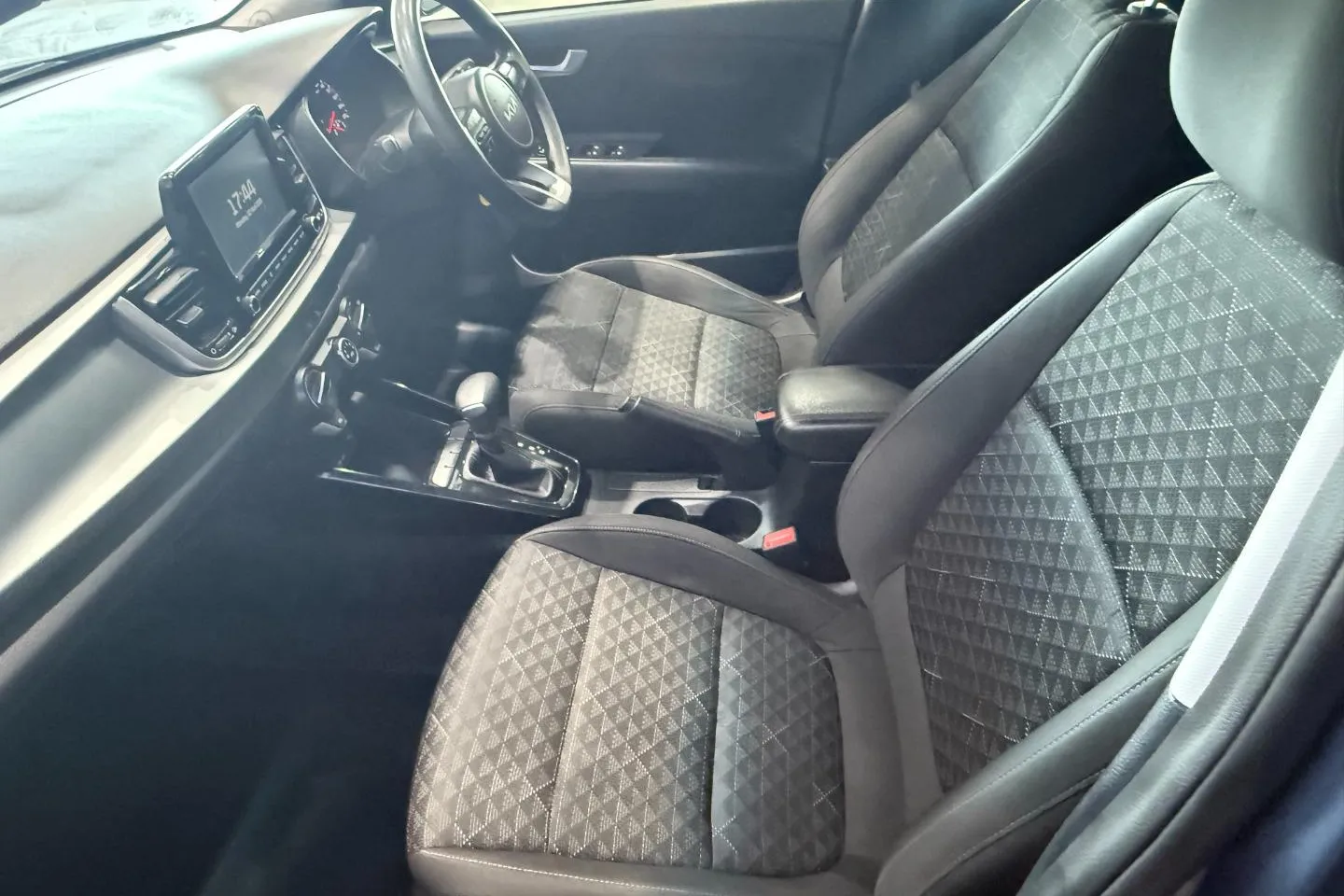 2022 Kia Rio Hatch 1.4 LS Auto, photo 13 of 16