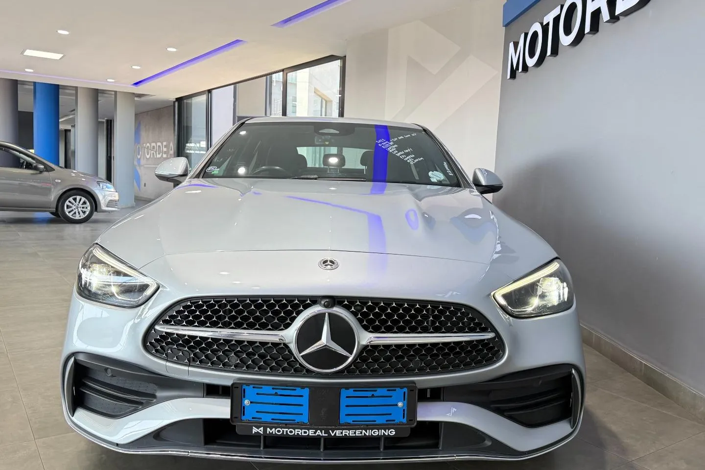 2022 Mercedes-Benz C-Class C200 AMG Line, photo 11 of 23