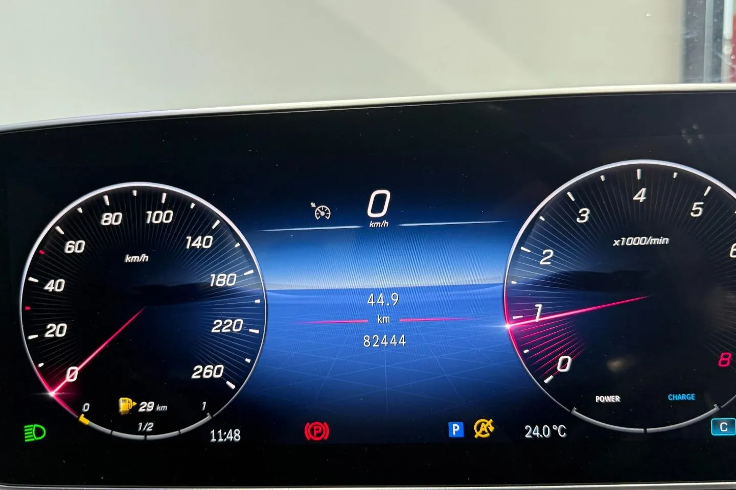 2022 Mercedes-Benz C-Class C200 AMG Line, photo 14 of 23