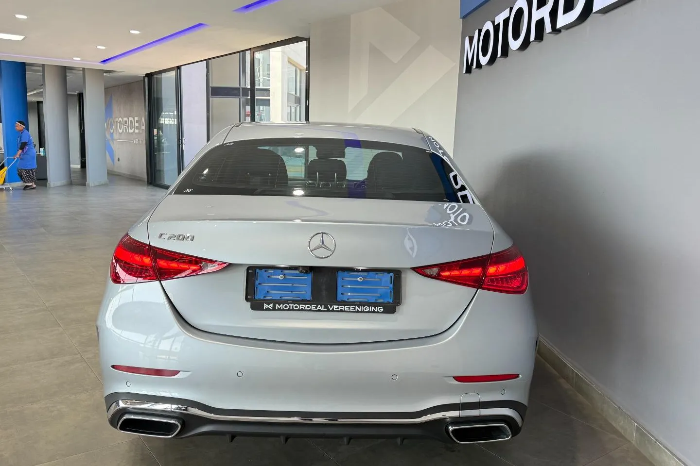 2022 Mercedes-Benz C-Class C200 AMG Line, photo 5 of 23