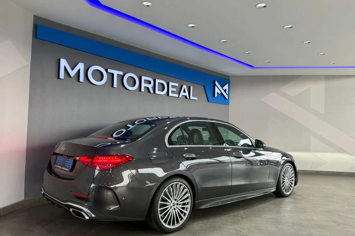 2022 Mercedes-Benz C-Class C200 AMG Line, photo 6 of 23