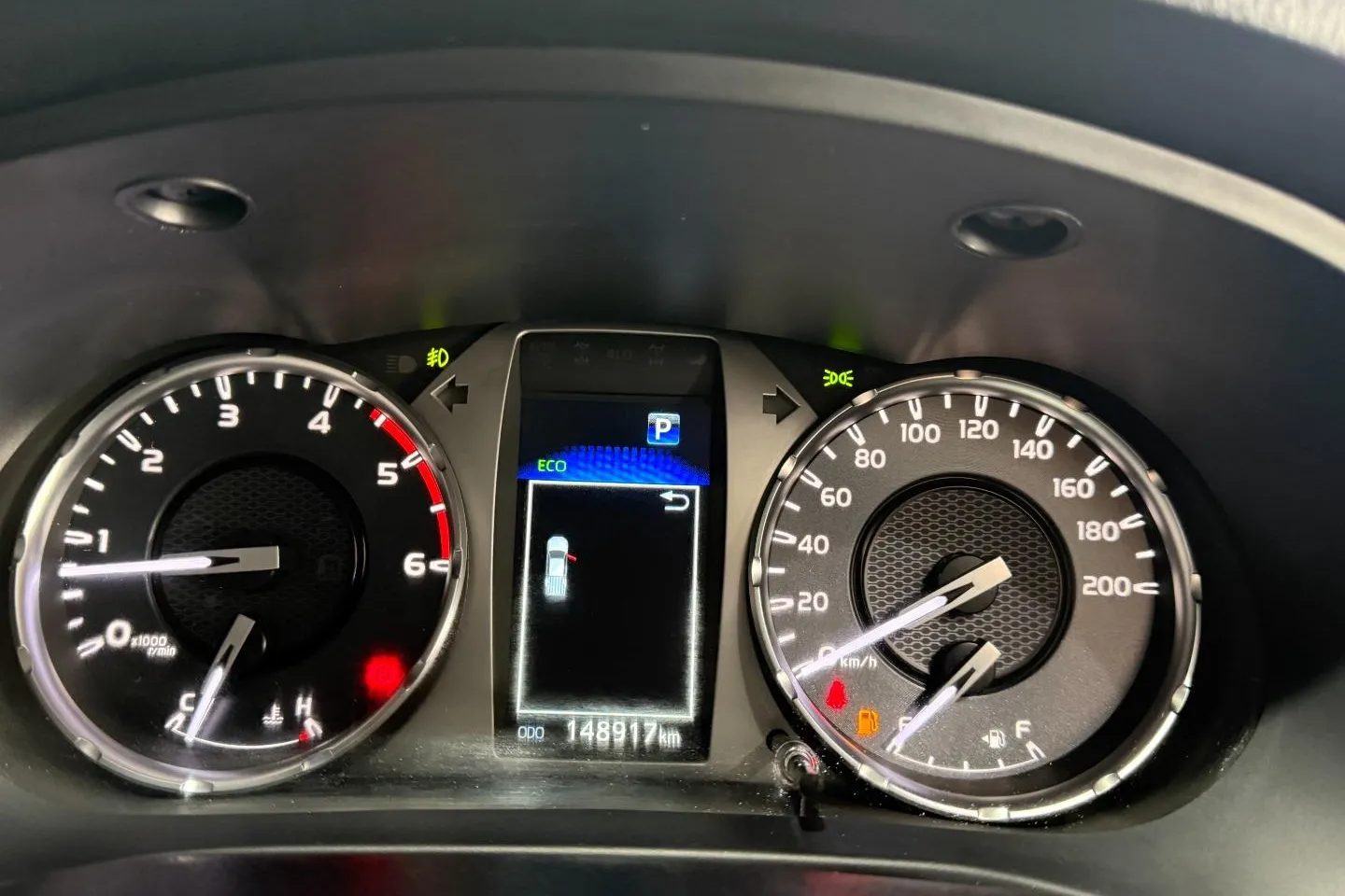 2022 Toyota Hilux 2.4GD-6 Double Cab Raider Auto, photo 13 of 16