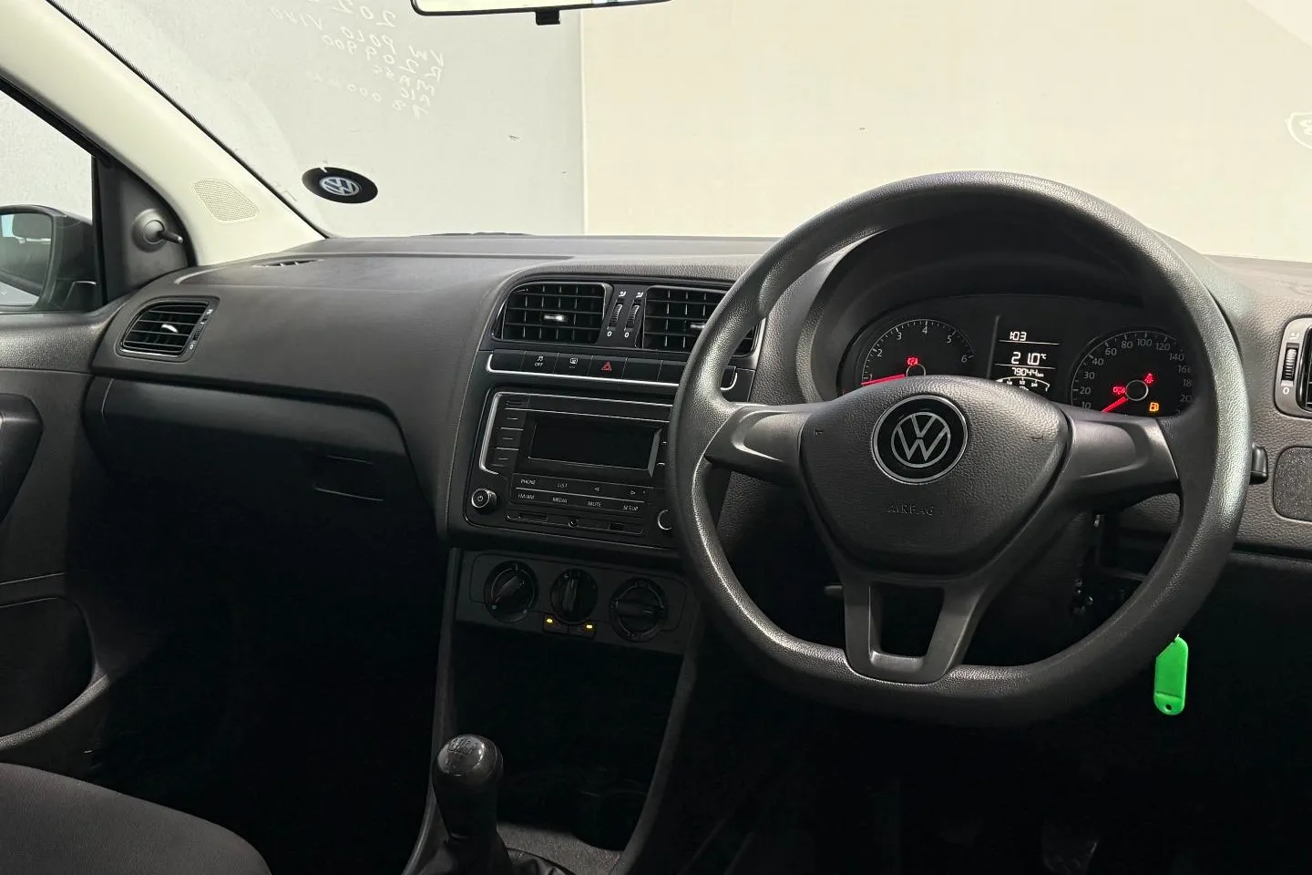 2022 Volkswagen Polo Vivo Hatch 1.4 Trendline, photo 15 of 17