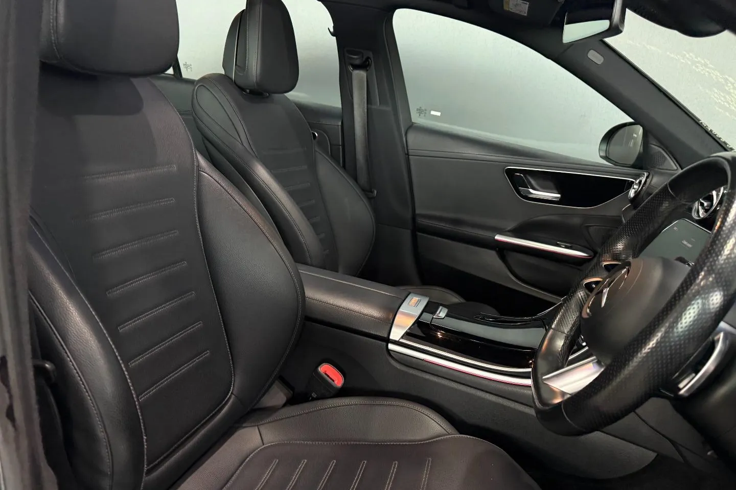 2023 Mercedes-Benz C-Class C200 AMG Line, photo 12 of 24