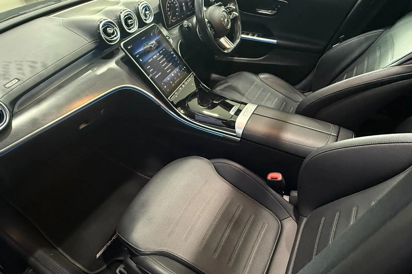 2023 Mercedes-Benz C-Class C200 AMG Line, photo 14 of 25