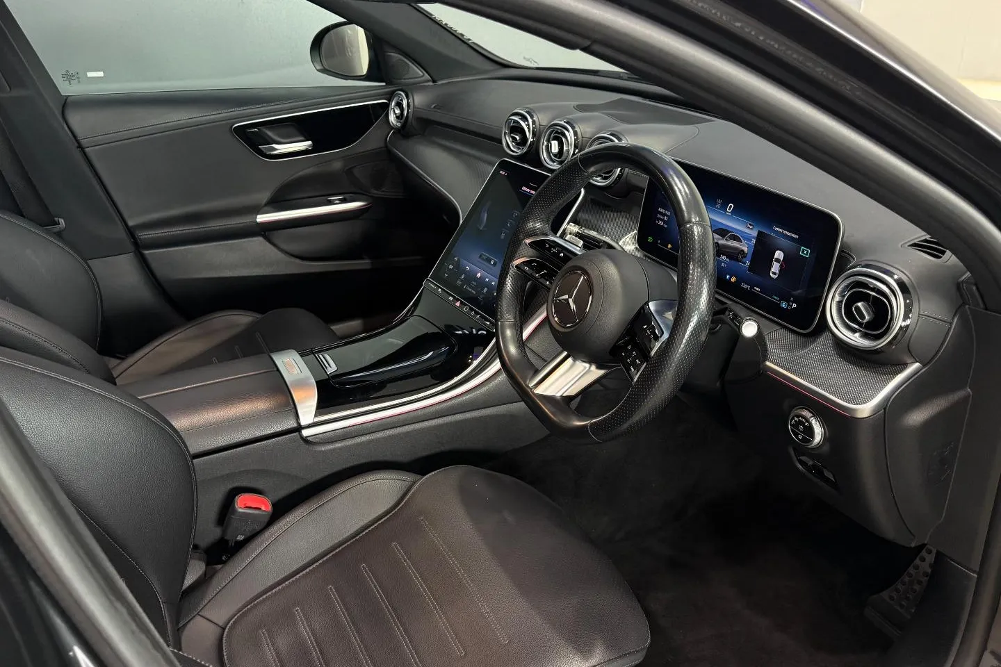 2023 Mercedes-Benz C-Class C200 AMG Line, photo 22 of 24