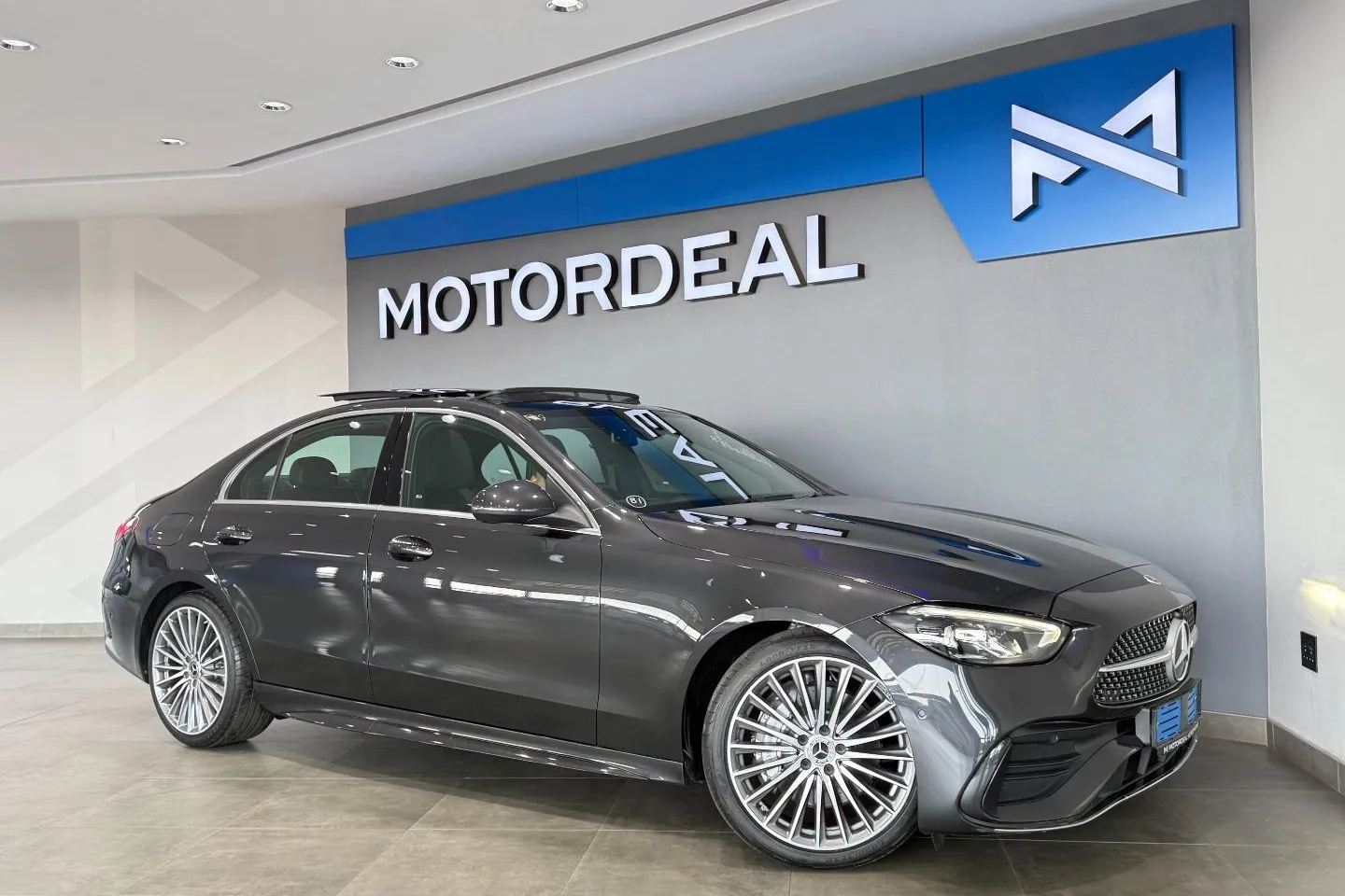 2023 Mercedes-Benz C-Class C200 AMG Line, photo 5 of 24