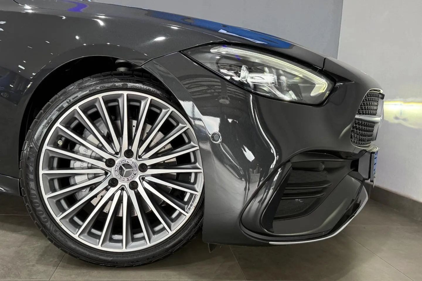 2023 Mercedes-Benz C-Class C200 AMG Line, photo 7 of 25
