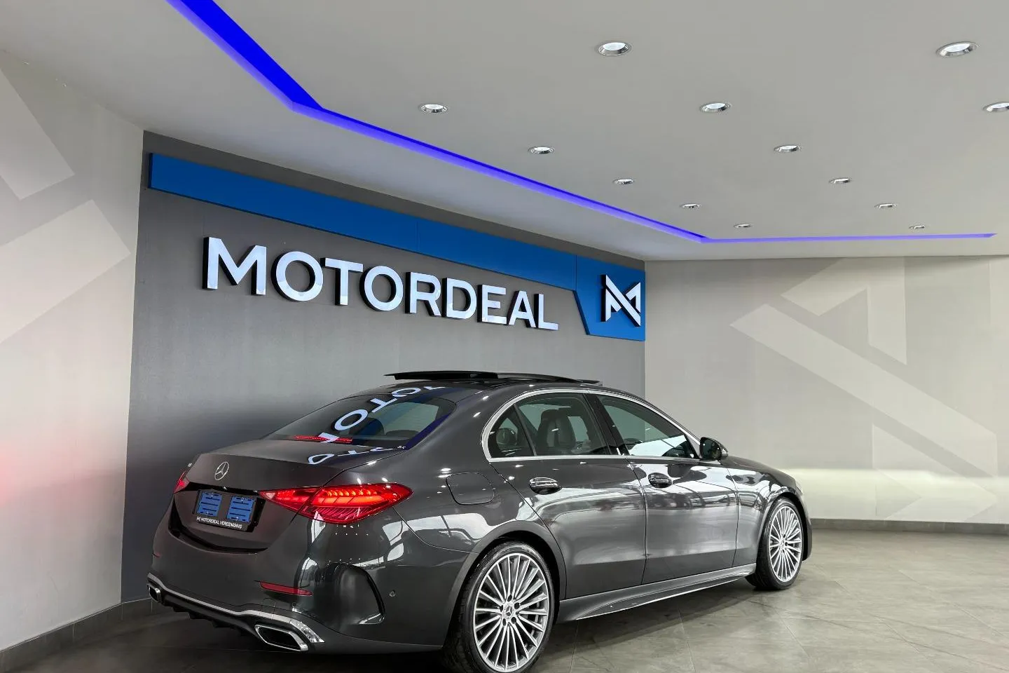 2023 Mercedes-Benz C-Class C200 AMG Line, photo 9 of 25
