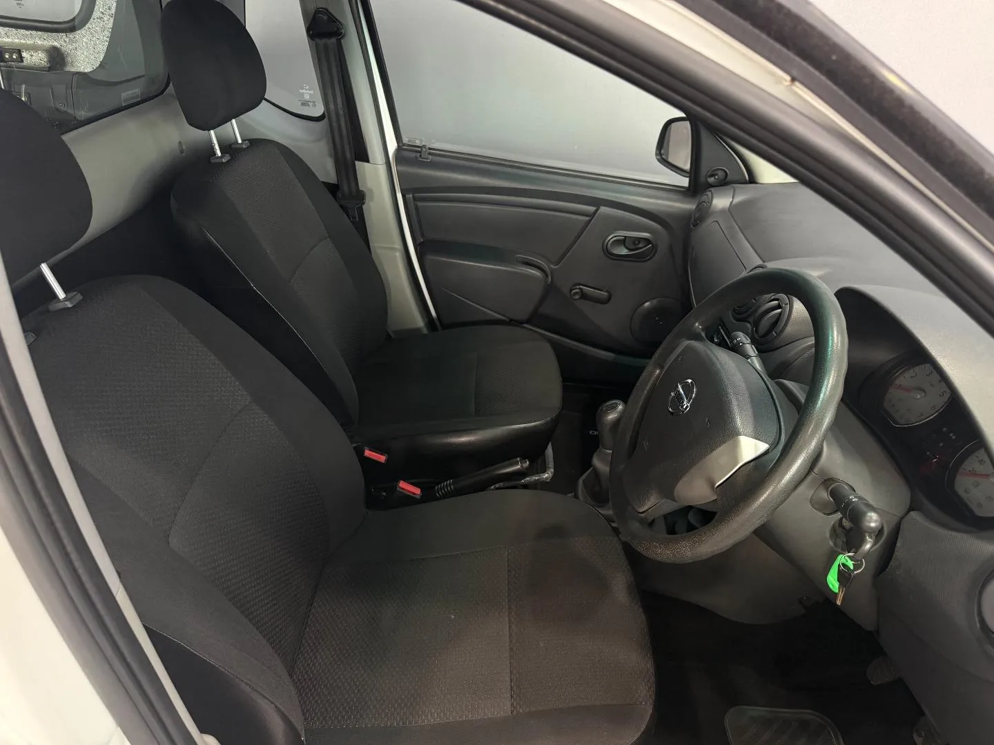 2023 Nissan NP200 1.6i (Aircon) Safety Pack, photo 15 of 23
