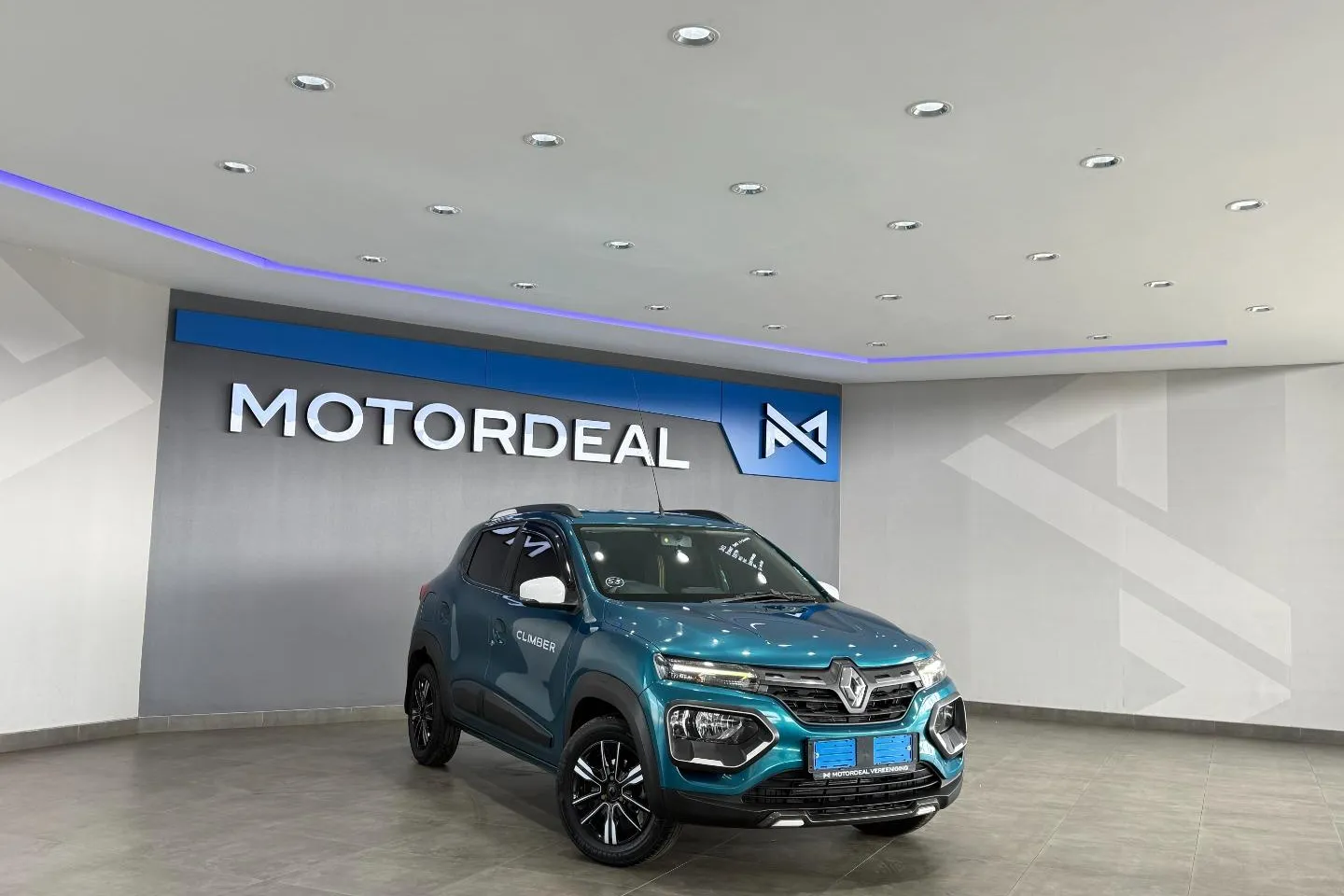 2023 Renault Kwid 1.0 Climber, photo 2 of 11