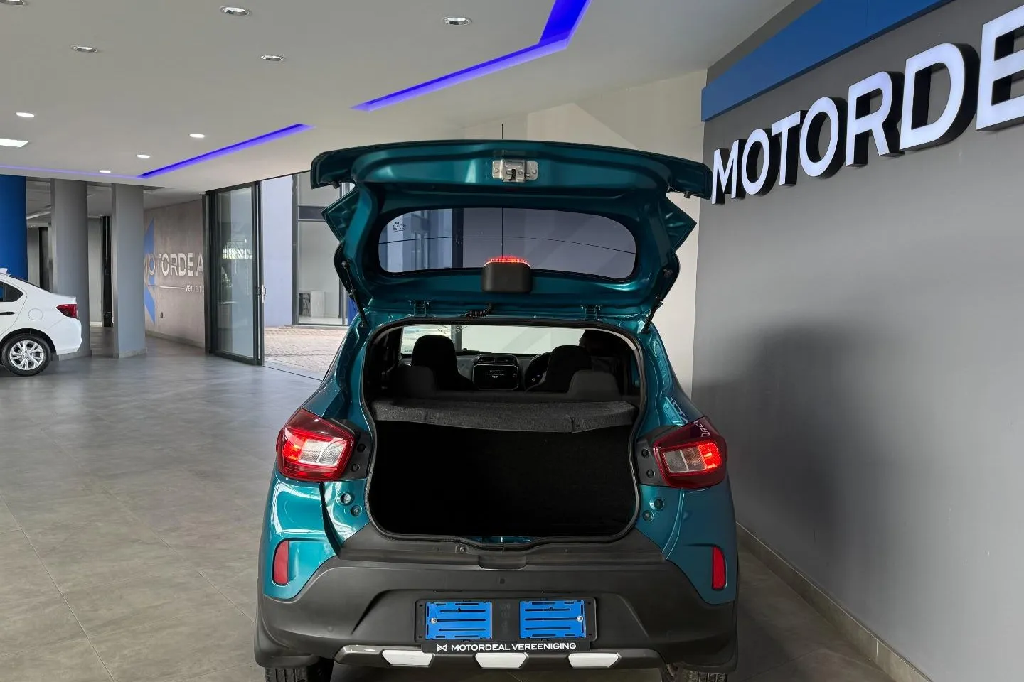 2023 Renault Kwid 1.0 Climber, photo 6 of 11