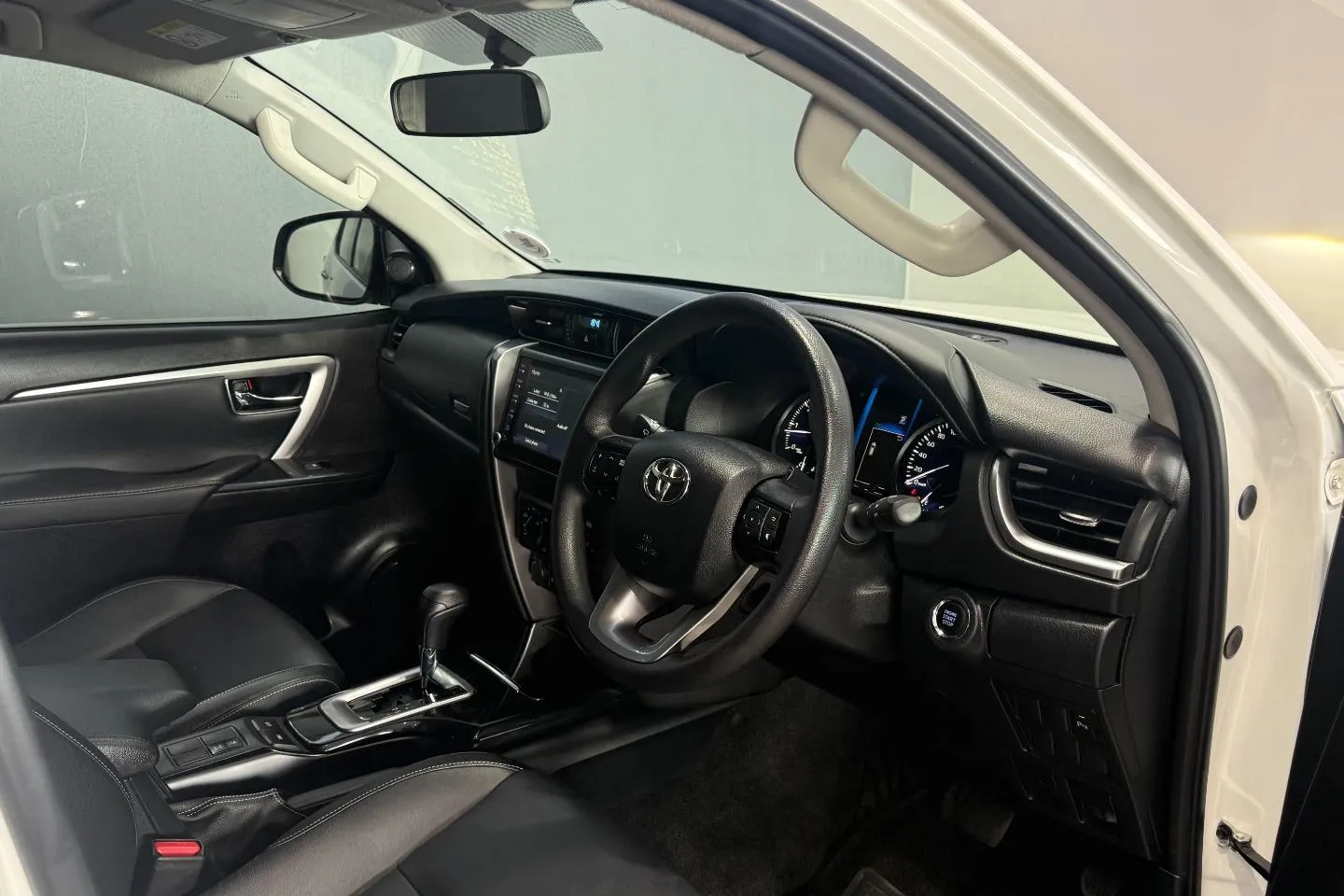 2023 Toyota Fortuner 2.4GD-6 Auto, photo 15 of 24