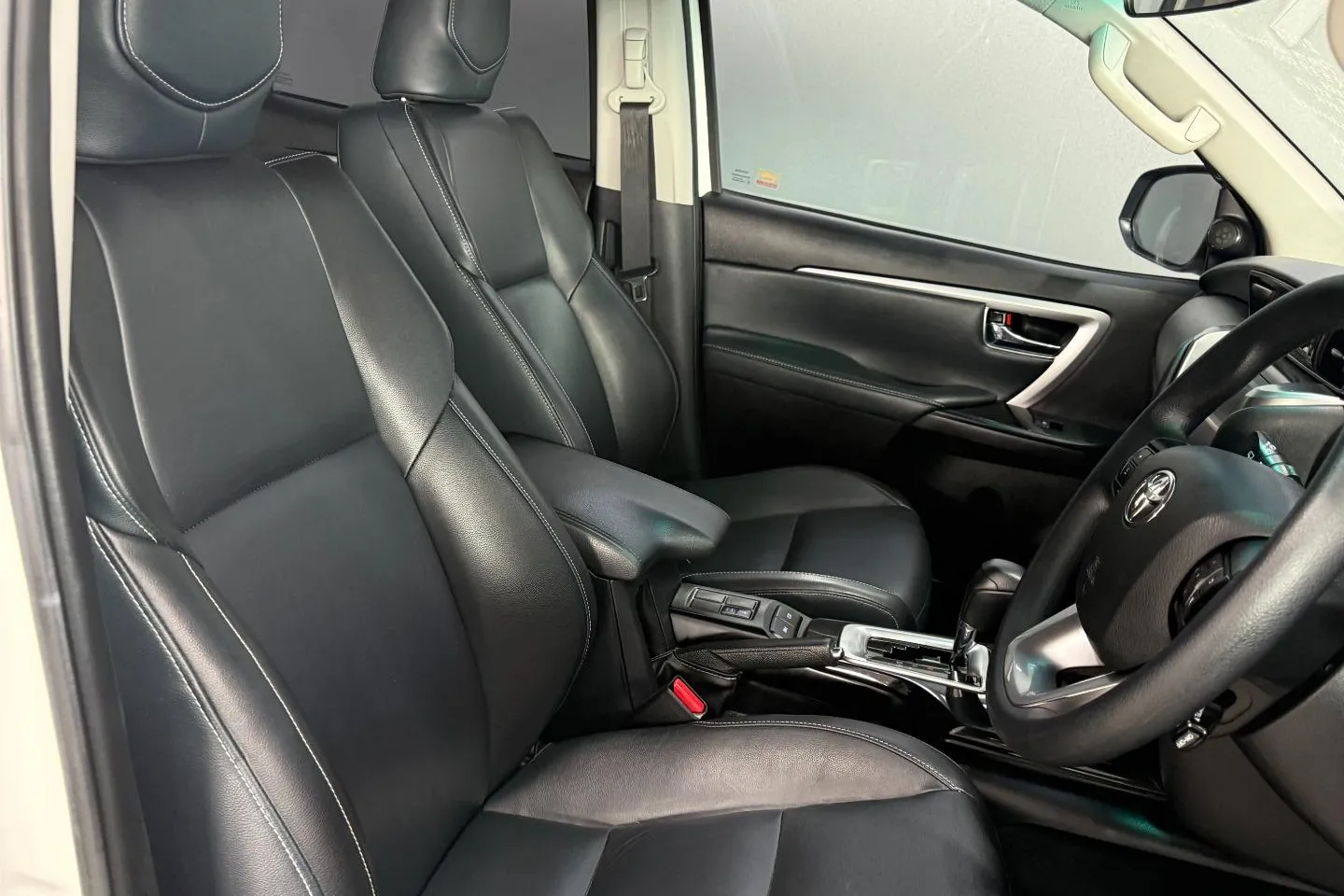 2023 Toyota Fortuner 2.4GD-6 Auto, photo 17 of 27