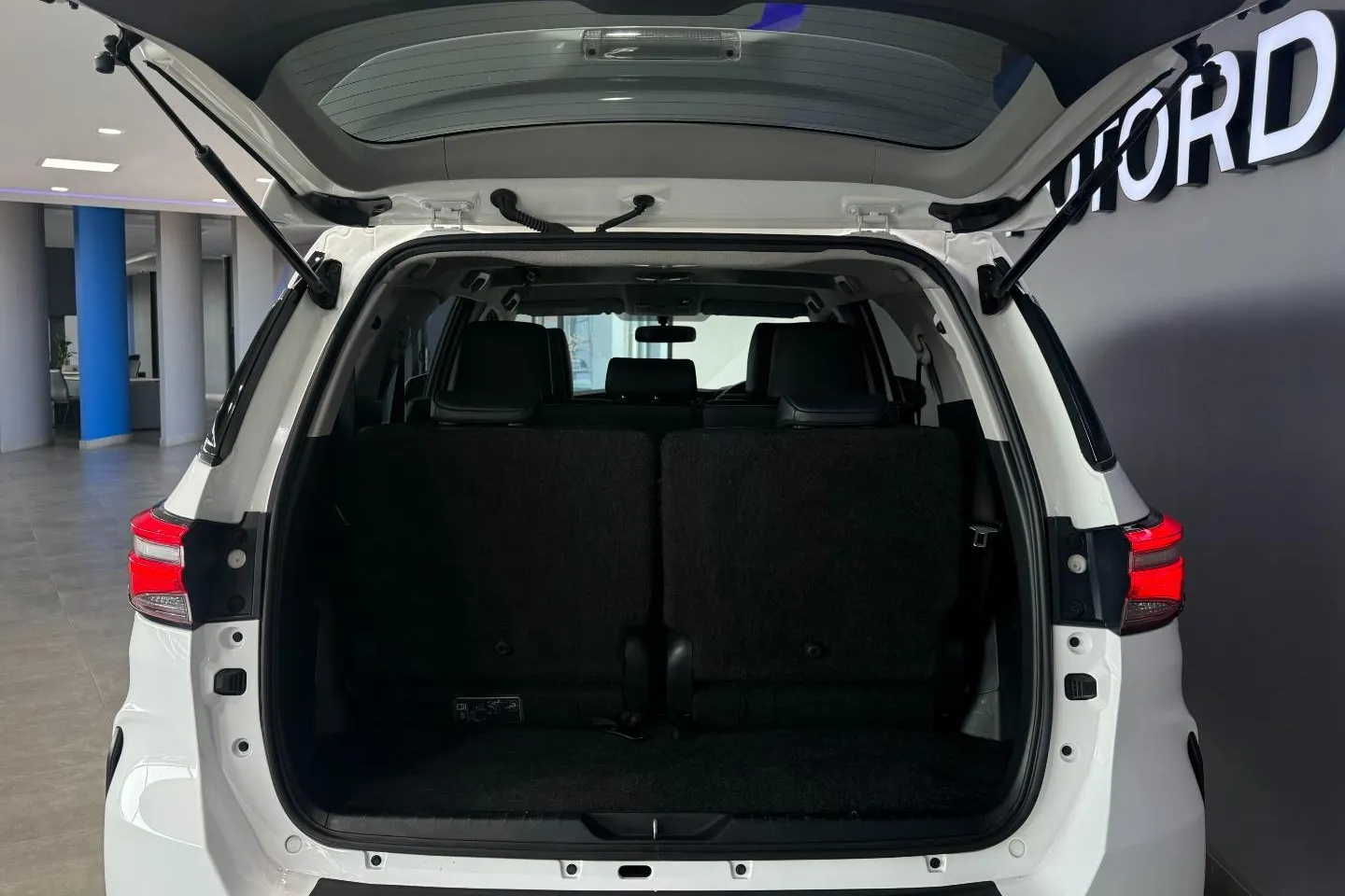2023 Toyota Fortuner 2.4GD-6 Auto, photo 21 of 24