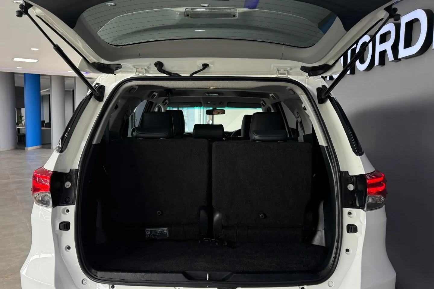 2023 Toyota Fortuner 2.4GD-6 Auto, photo 23 of 27