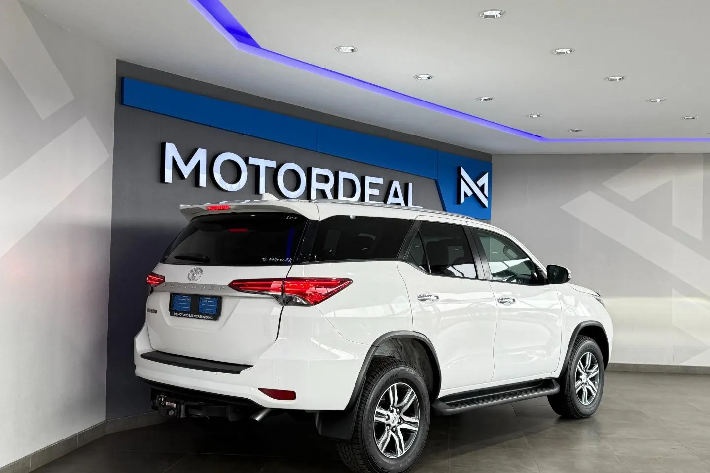 2023 Toyota Fortuner 2.4GD-6 Auto, photo 4 of 27