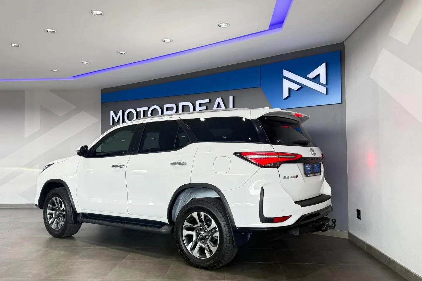 2023 Toyota Fortuner 2.4GD-6 Auto, photo 7 of 24