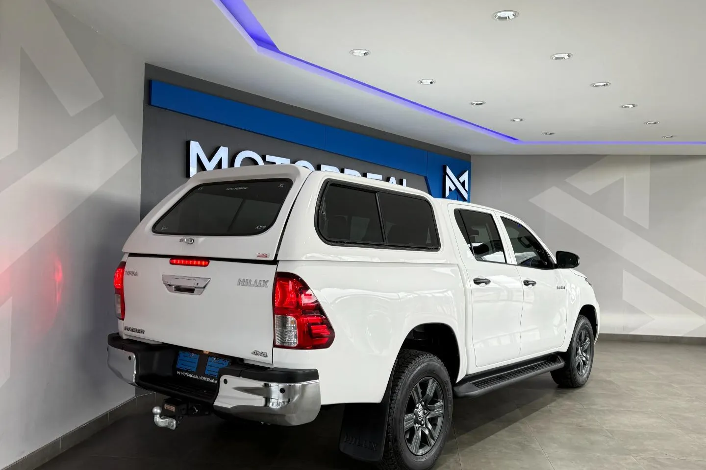 2023 Toyota Hilux 2.4GD-6 Double Cab 4x4 Raider Auto, photo 8 of 12
